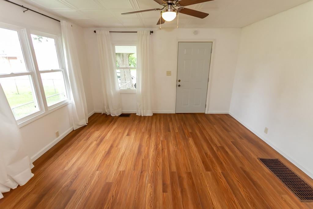2806 Brill Road Indianapolis, IN 46225 - Photo 4 of 29 Gallery Image 4