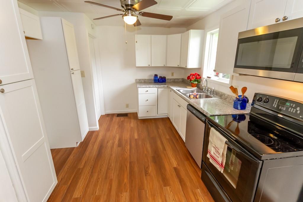2806 Brill Road Indianapolis, IN 46225 - Photo 7 of 29 Gallery Image 7