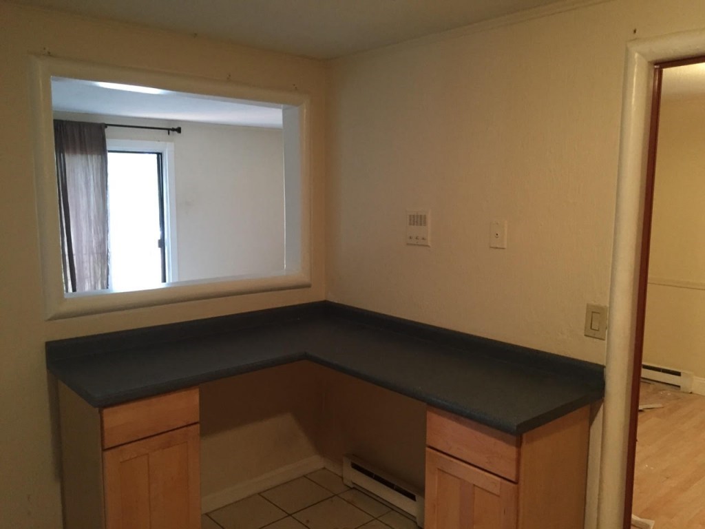 50 R English Village Road, Unit 304 Manchester, NH 03102 - Photo 8 of 9 Gallery Image 8