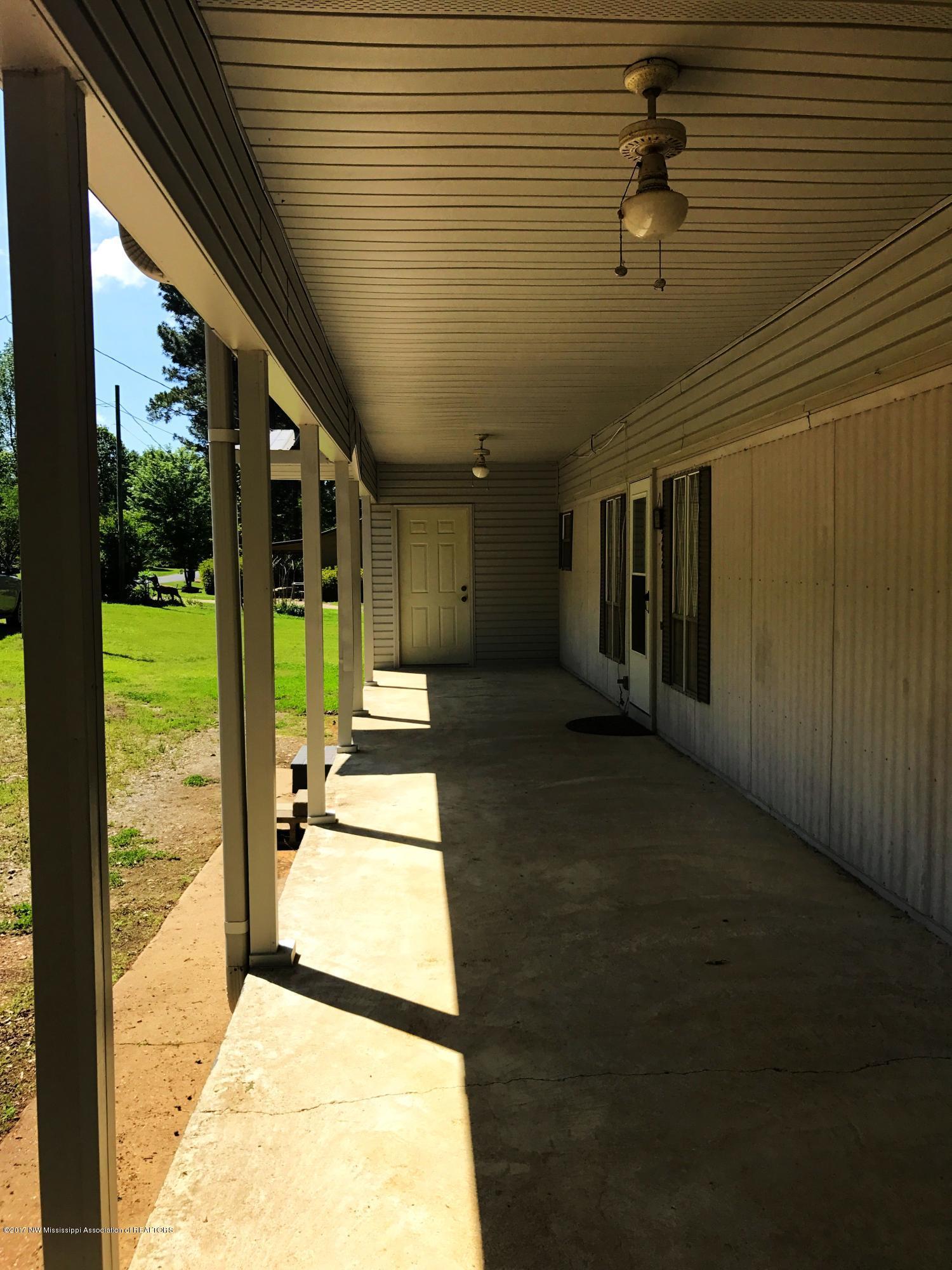 792 Chickasaw Road Pope, MS 38658 - Photo 19 of 53 IMG_3645