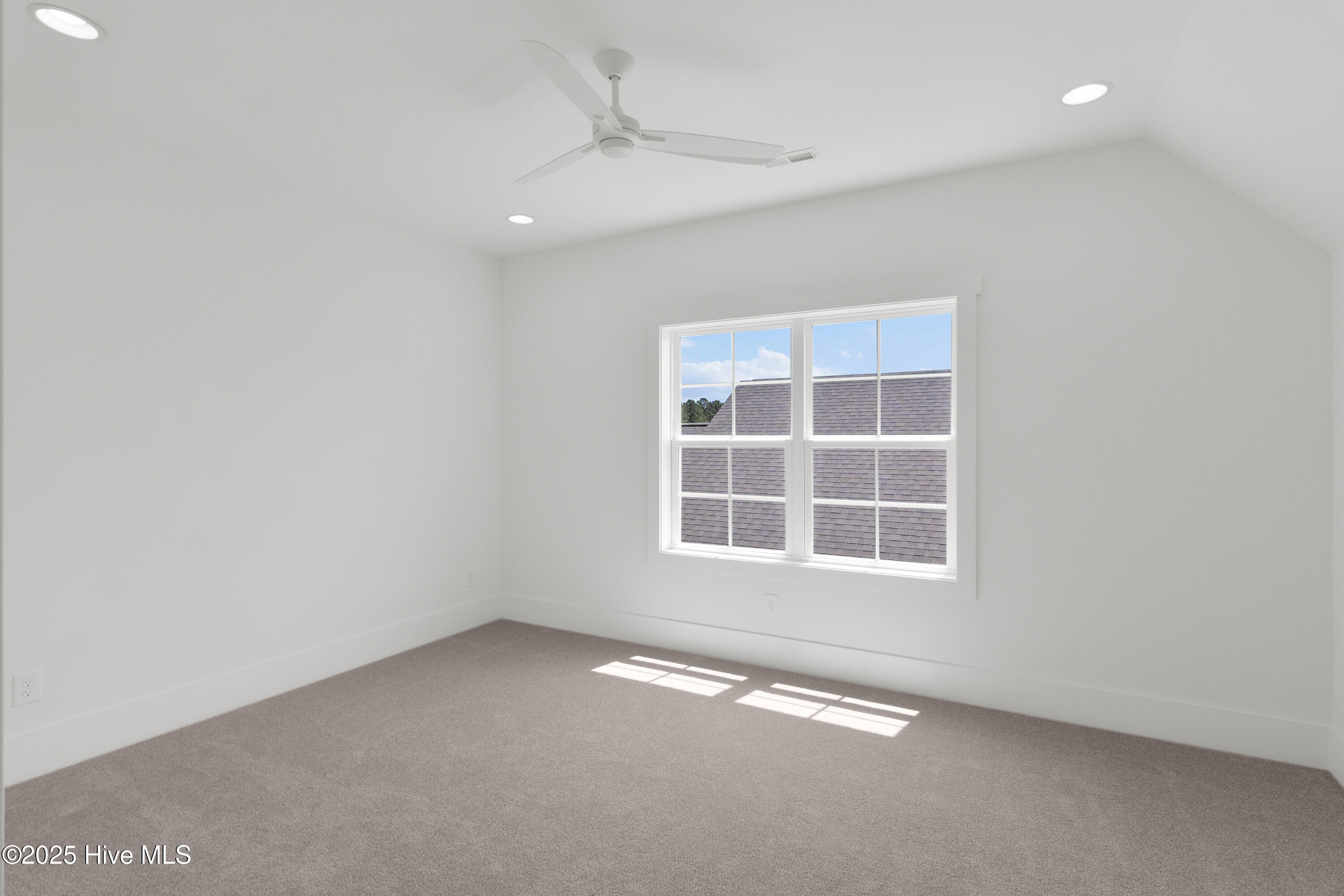 316 Lightning Bug Lane Holly Ridge, NC 28445 - Photo 39 of 52 316 Lightning Bug Rd HR-38