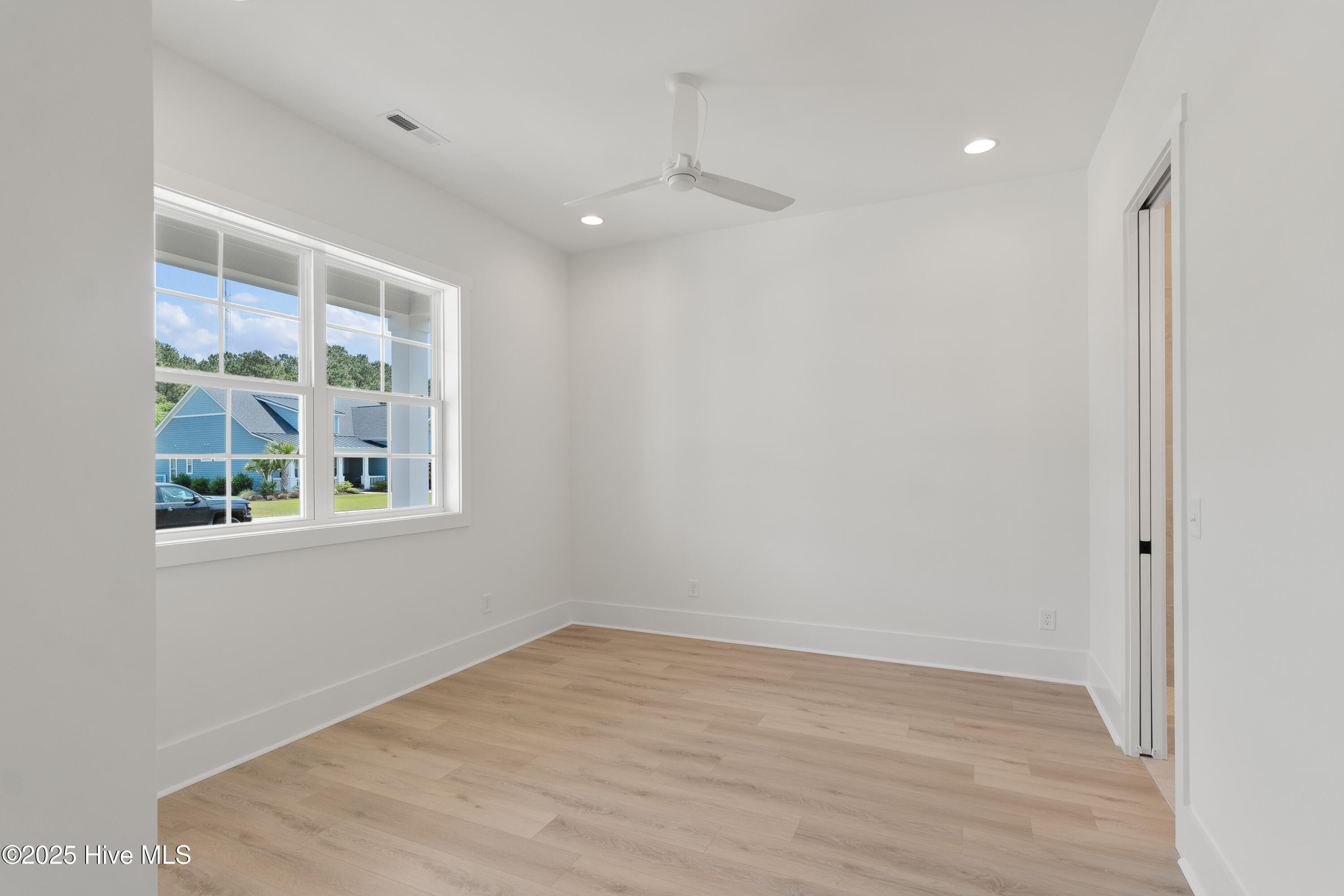 316 Lightning Bug Lane Holly Ridge, NC 28445 - Photo 9 of 52 316 Lightning Bug Rd HR-8