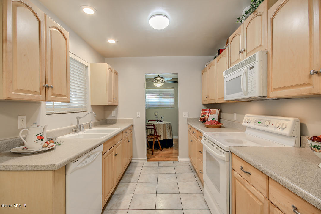 1153 West Elna Rae Street Tempe, AZ 85281 - Photo 8 of 29 Elna Rae-08