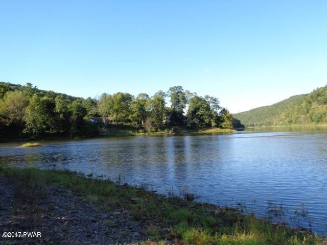 127 Mountain View Road Greeley, PA 18425 - Photo 33 of 36 Convergence of Lackawaxen & Delaware Riv