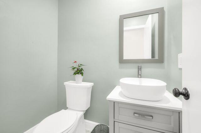 299 Southwest 7th Street, Unit 1060 Boca Raton, FL 33432 - Photo 5 of 27 golden arrow5