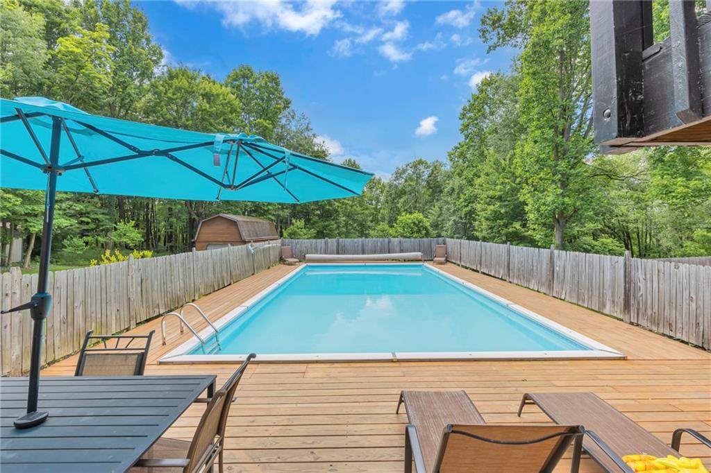 960 Edgewood Road Beaver Falls, PA 15010 - Photo 39 of 50 In-ground Pool