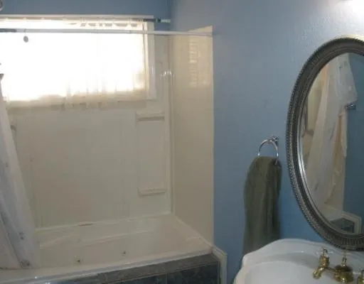 $1,075 | 4829 French Drive, Corpus Christi, TX 78411