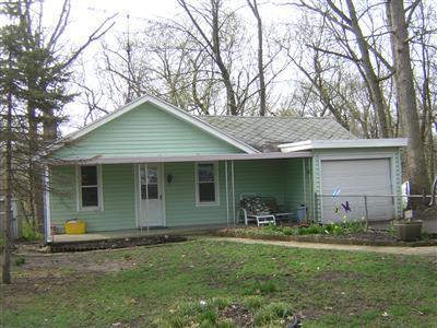 105 Ridgewood Street Kalamazoo, MI 49001 - Photo 1 of 7 Primary Photo