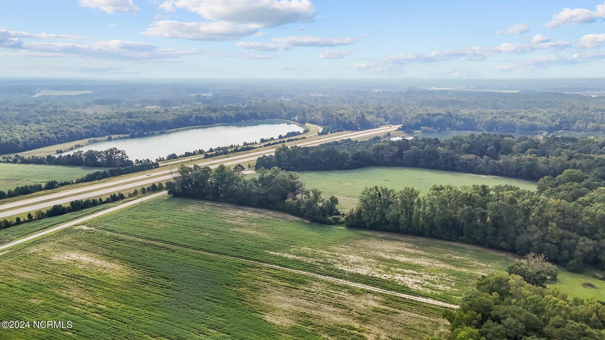 O Gray Grant Road Kinston, NC 28504 - Photo 4 of 11 4-web-or-mls-DJI_20240930104023_0085_D