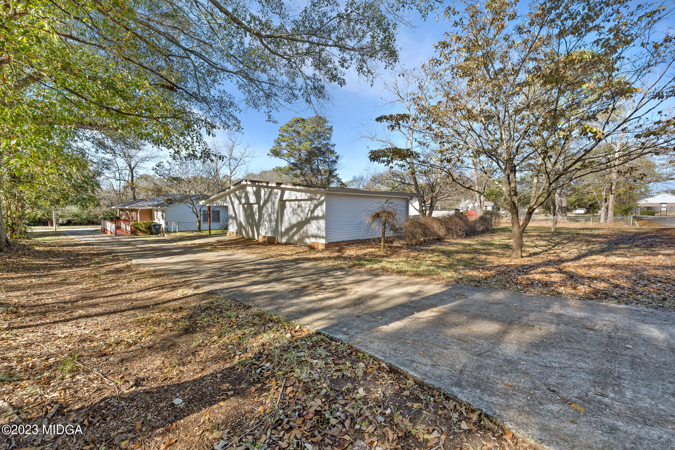 632 McDonough Road Jackson, GA 30233 - Photo 3 of 36 DSC08462
