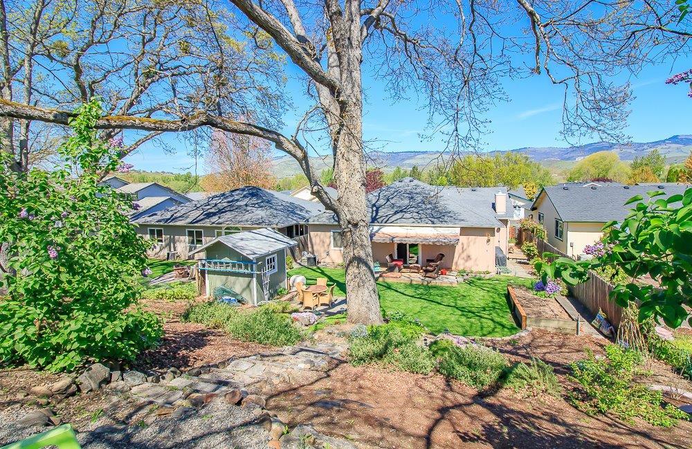 241 Christopher Way Talent, OR 97540 - Photo 26 of 30 Additional Photo