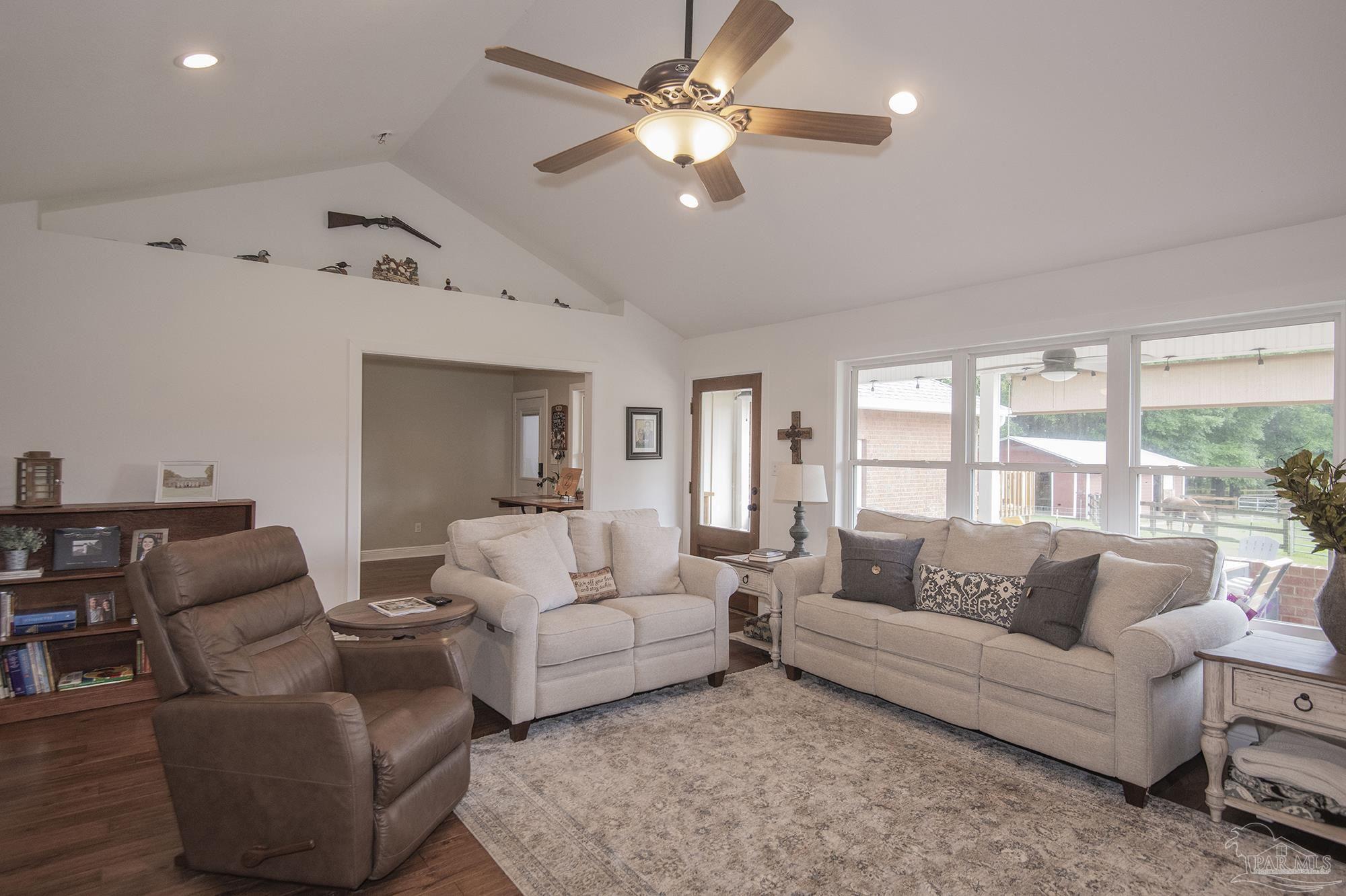 5351 Bella Ridge Milton, FL 32570 - Photo 15 of 50