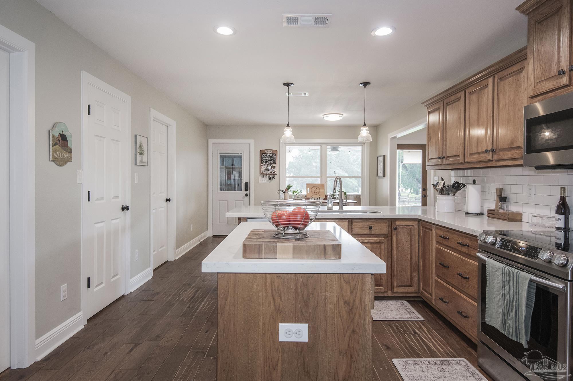 5351 Bella Ridge Milton, FL 32570 - Photo 8 of 50