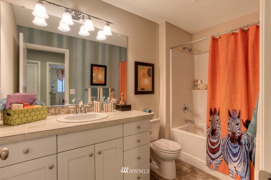 20303 85th Place Northeast, Unit 23 Bothell, WA 98011 - Photo 13 of 22