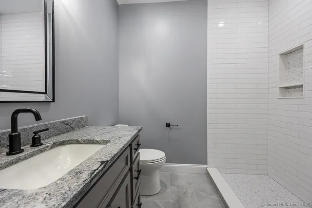 $389,000 | 210 Munson Road, Unit 3C, Wolcott, CT 06716