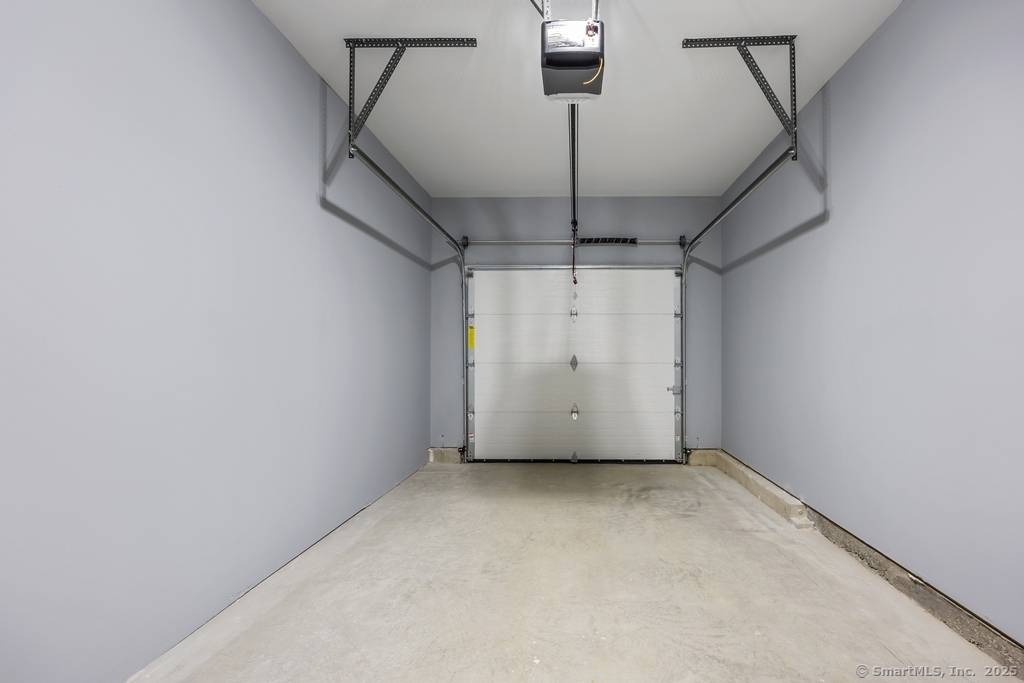 210 Munson Road, Unit 3C Wolcott, CT 06716 - Photo 21 of 23 Garage