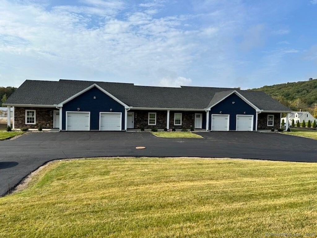 210 Munson Road, Unit 3C Wolcott, CT 06716 - Photo 23 of 23