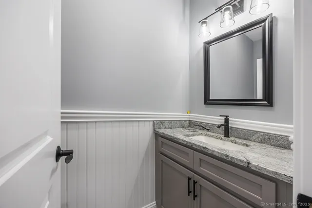 $389,000 | 210 Munson Road, Unit 3C, Wolcott, CT 06716