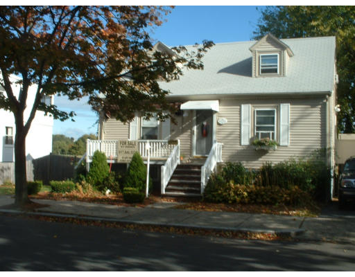 196 River Road Winthrop, MA 02152 - Photo 1 of 1 Gallery Image 1