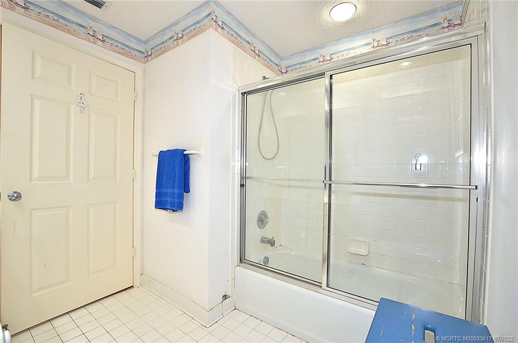 411 Northeast Plantation Road, Unit 522 Stuart, FL 34996 - Photo 26 of 34 Gallery Image 26