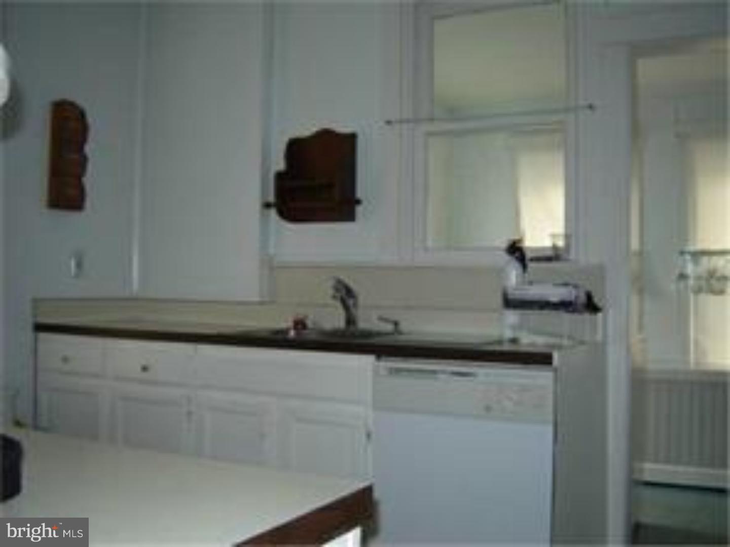 236 Powell Road Springfield, PA 19064 - Photo 6 of 7