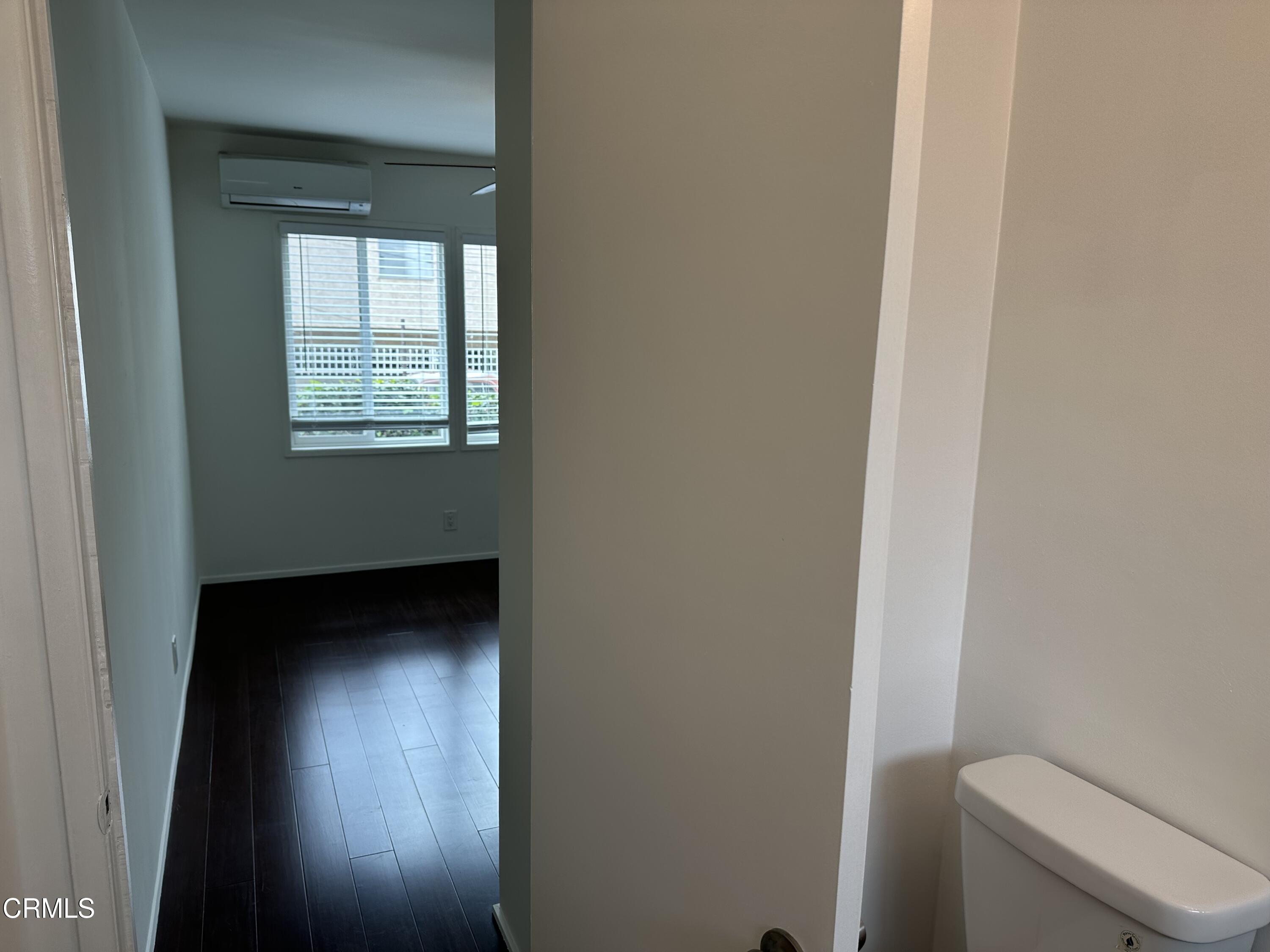 1148 Spazier Avenue, Unit B Glendale, CA 91201 - Photo 22 of 31 a bathroom with a toilet