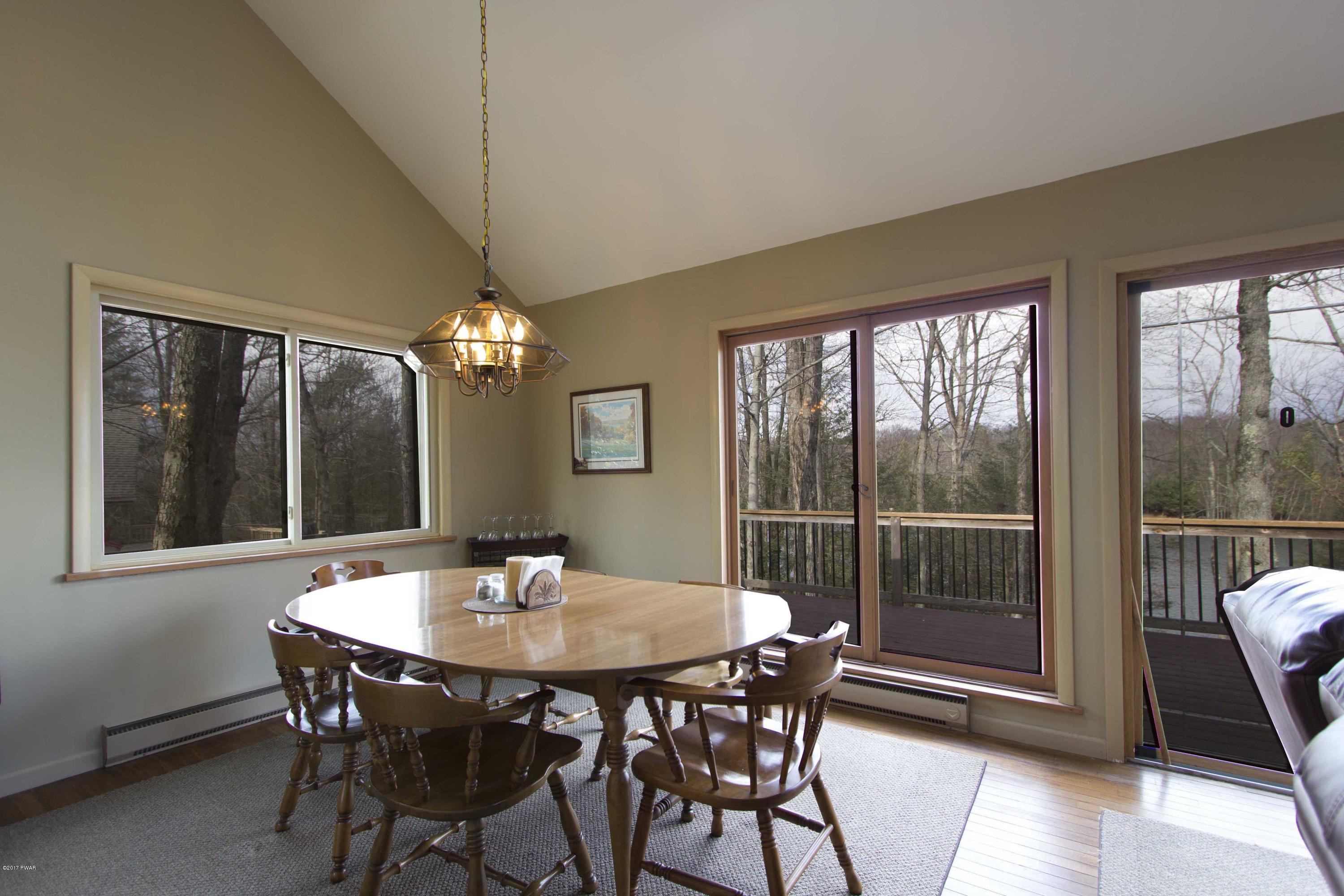109 Doe Run Road Greentown, PA 18426 - Photo 5 of 34