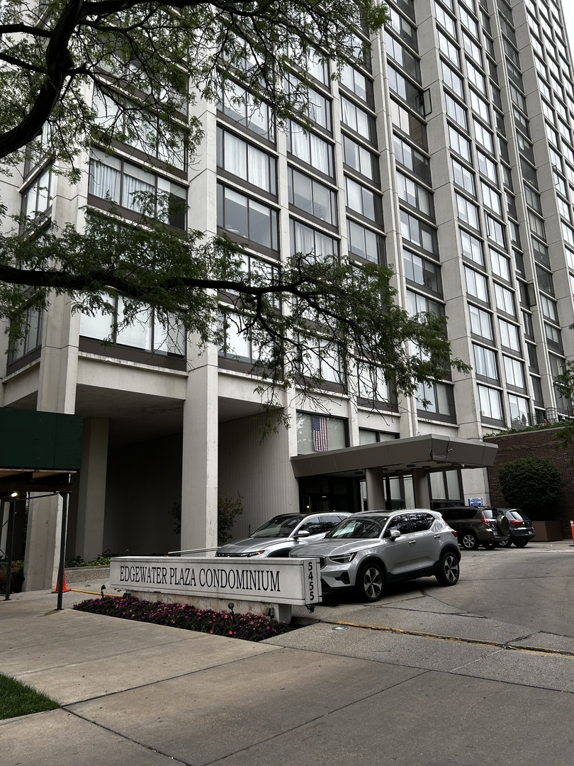 5455 North Sheridan Road, Unit 2006 Chicago, IL 60640 - Photo 7 of 7