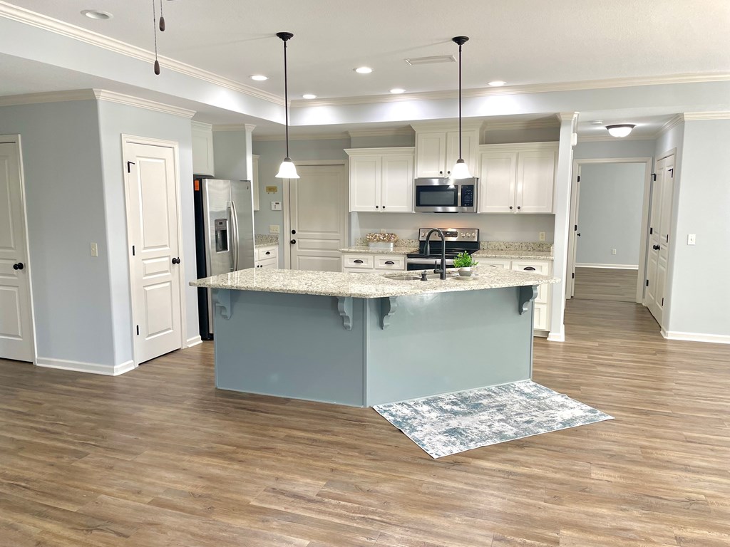 1320 Middleton Road Dothan, AL 36301 - Photo 6 of 39 Granite counters in neutral colors
