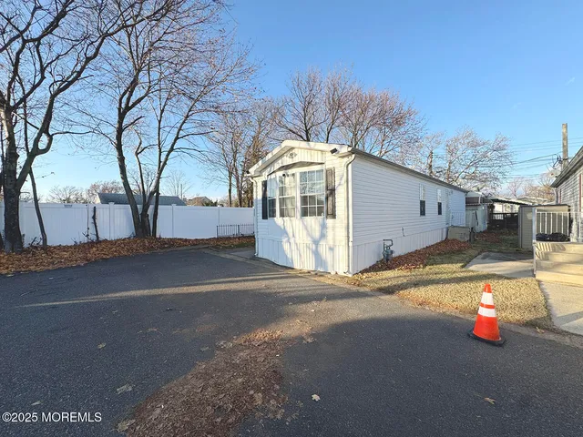 $109,000 | 59 Ron Road, Hazlet, NJ 07730