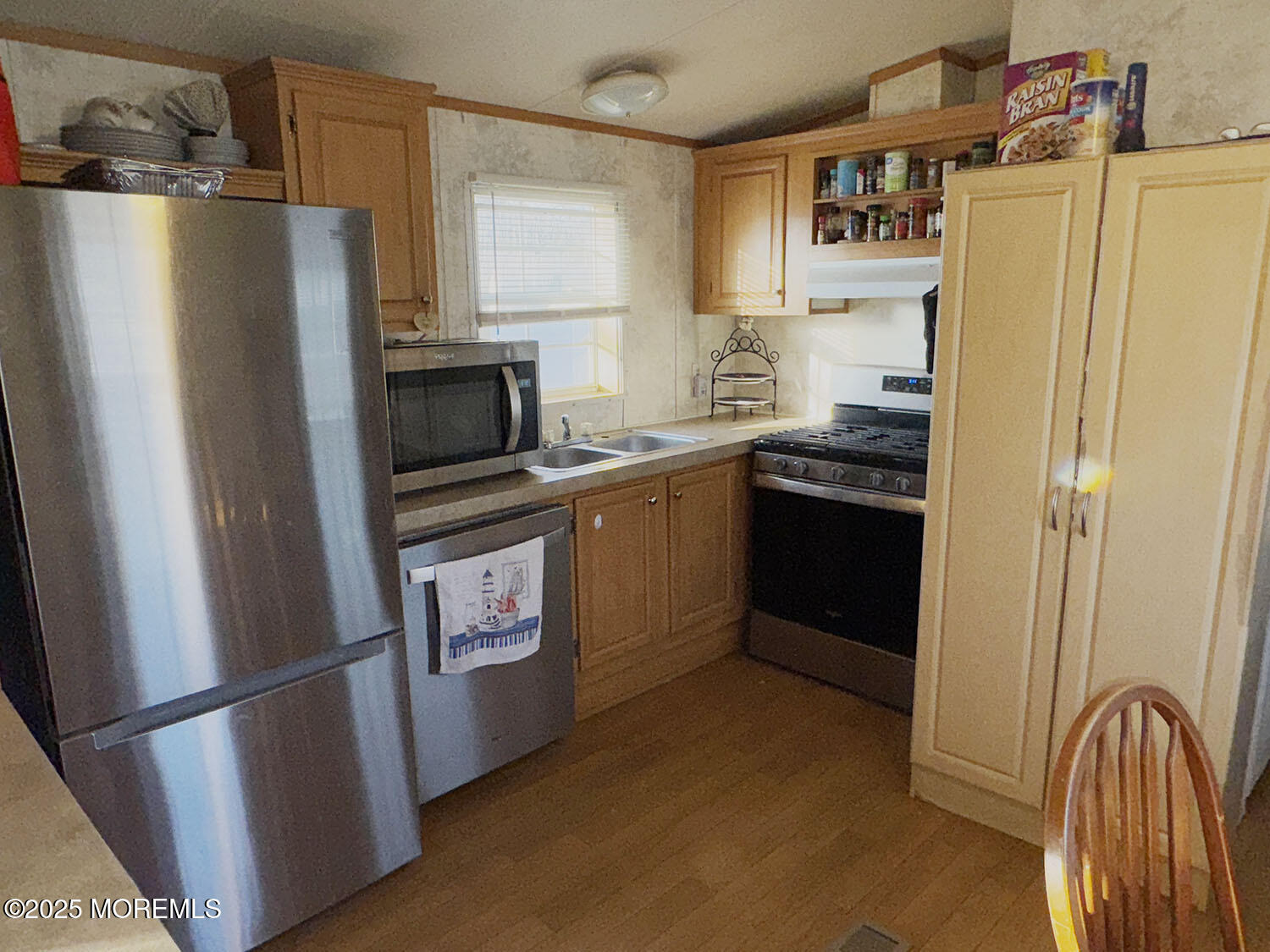 59 Ron Road Hazlet, NJ 07730 - Photo 5 of 15 kitchen2