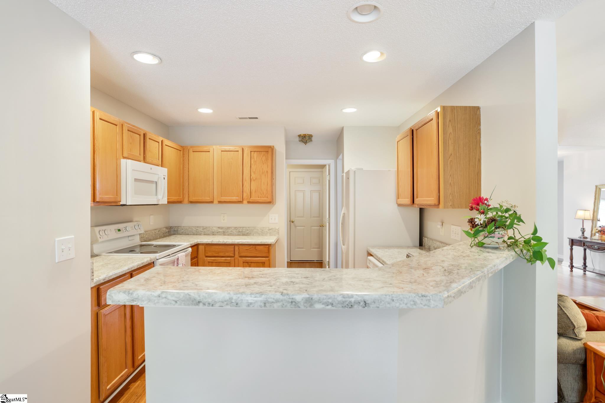 2 Brookhaven Way Simpsonville, SC 29681 - Photo 10 of 26 Gallery Image 10