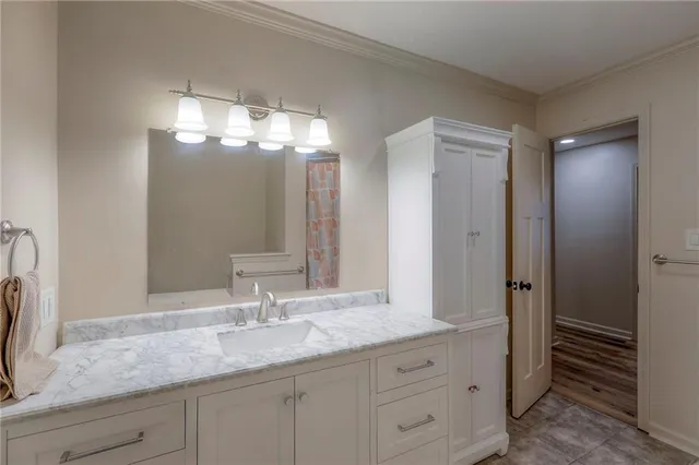 $339,900 | 227 North Woodson Drive, Raymore, MO 64083