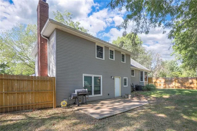 $339,900 | 227 North Woodson Drive, Raymore, MO 64083