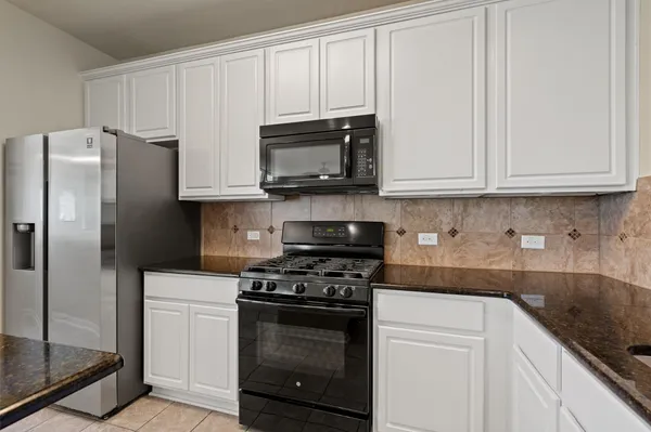 $330,000 | 423 Wetzel, Kyle, TX 78640
