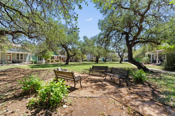 $330,000 | 423 Wetzel, Kyle, TX 78640