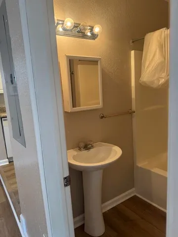 $1,350 | 1028 North Brett Street, Crestview, FL 32536