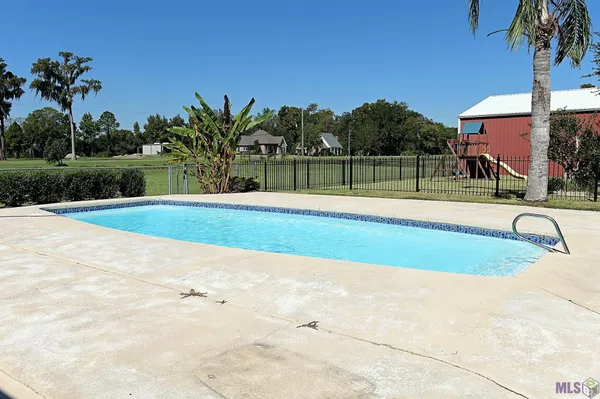 $539,000 | 1119 Highway 20, Thibodaux, LA 70301