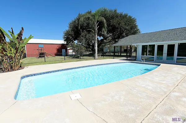 $539,000 | 1119 Highway 20, Thibodaux, LA 70301