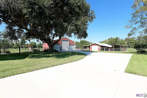 $539,000 | 1119 Highway 20, Thibodaux, LA 70301