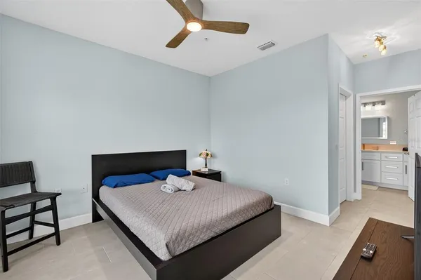 $2,800 | 210 3rd Street West, Unit 8305, Bradenton, FL 34205