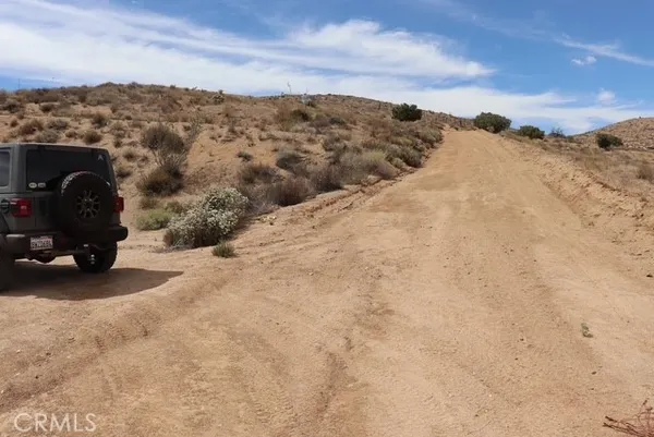 a view of a sky view