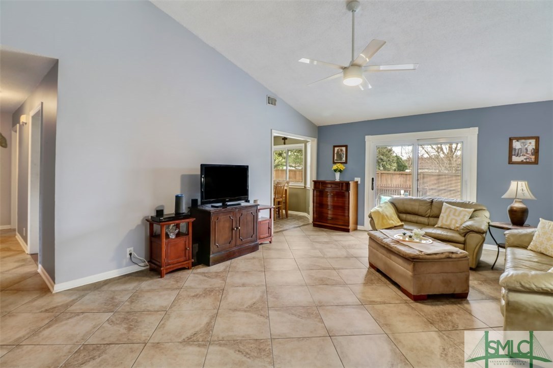 214 Oxford Circle Rincon, GA 31326 - Photo 8 of 28 Gallery Image 8