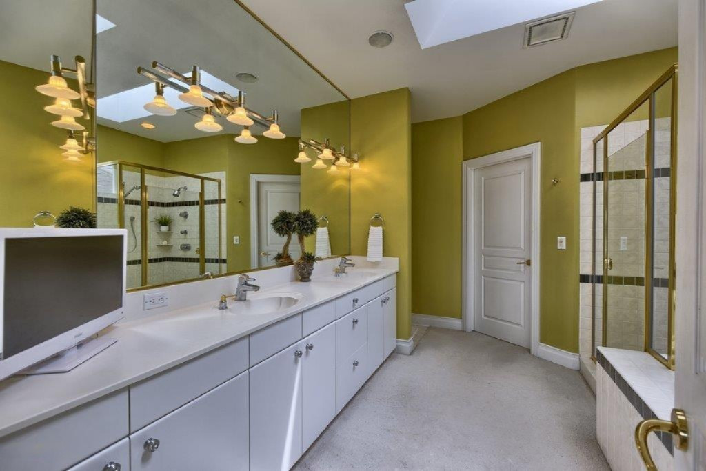 10961 Gun Lake Road Middleville, MI 49333 - Photo 16 of 28 45 Master Bath