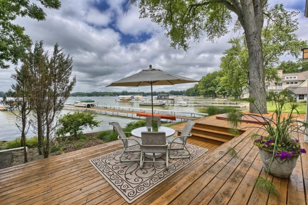 10961 Gun Lake Road Middleville, MI 49333 - Photo 23 of 28 32 Deck