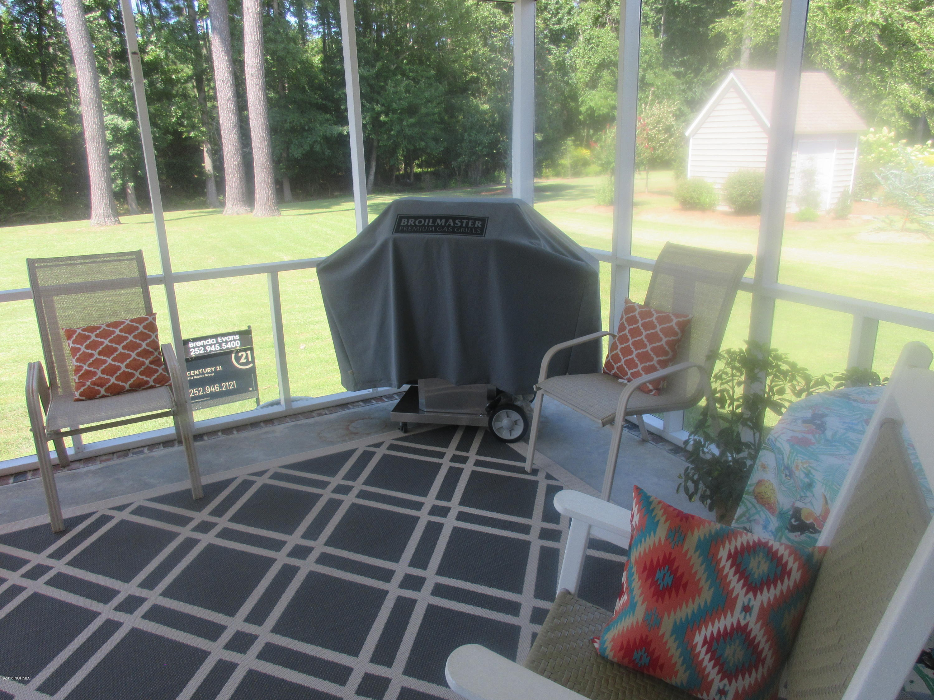 400 Northwood Road Washington, NC 27889 - Photo 34 of 42 Screened Porch