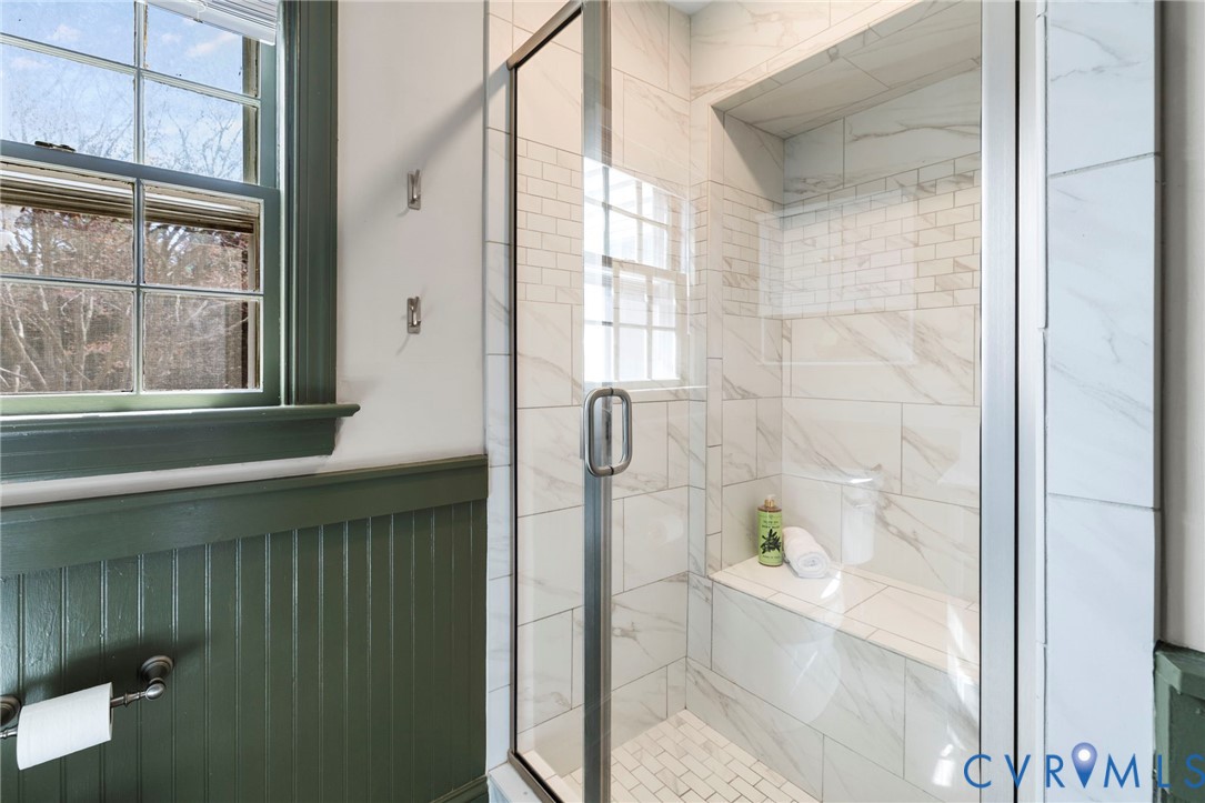 3731 Drakeshire Road North Chesterfield, VA 23234 - Photo 20 of 49 First Floor Full Bath