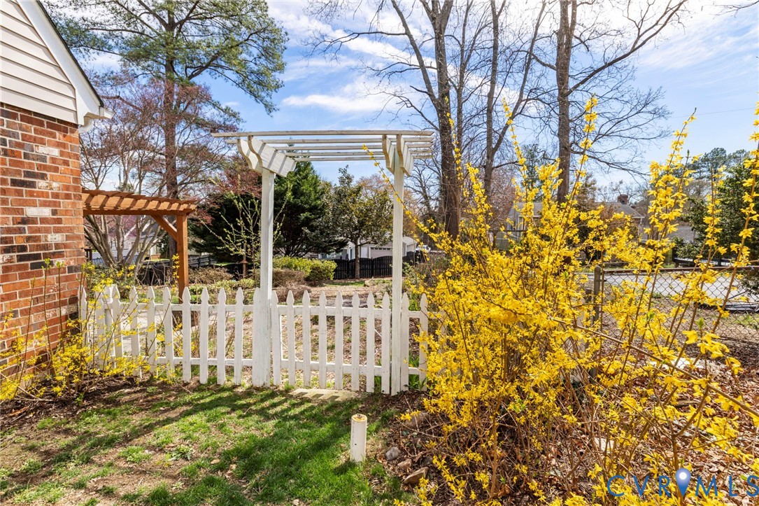 3731 Drakeshire Road North Chesterfield, VA 23234 - Photo 40 of 49