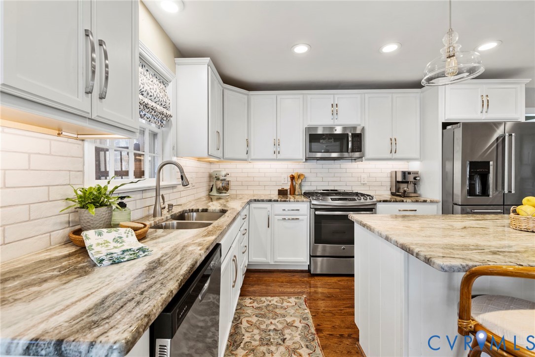 3731 Drakeshire Road North Chesterfield, VA 23234 - Photo 10 of 49