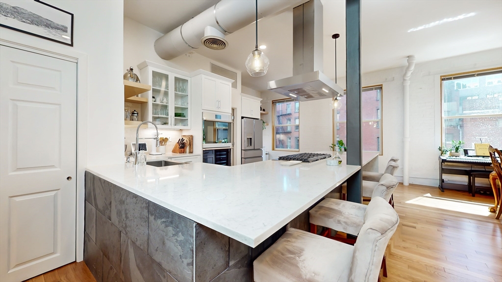 76 Batterymarch Street, Unit 5 Boston, MA 02110 - Photo 13 of 38